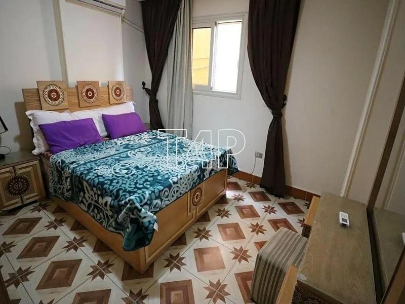 مفروش للإيجار اليومى للعائلات والشباب وخدمة حجز سيارات واستقبال و توديع المطار Apartment Cairo