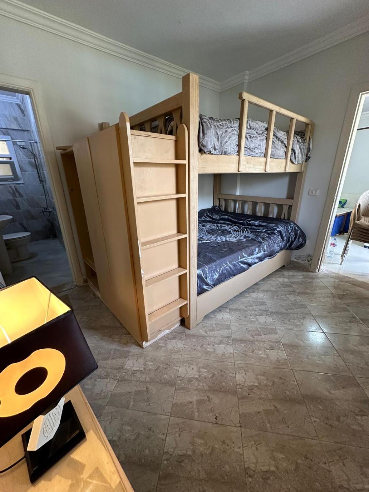 Apartment مفروش للإيجار اليومى للعائلات والشباب وخدمة حجز سيارات واستقبال و توديع المطار *