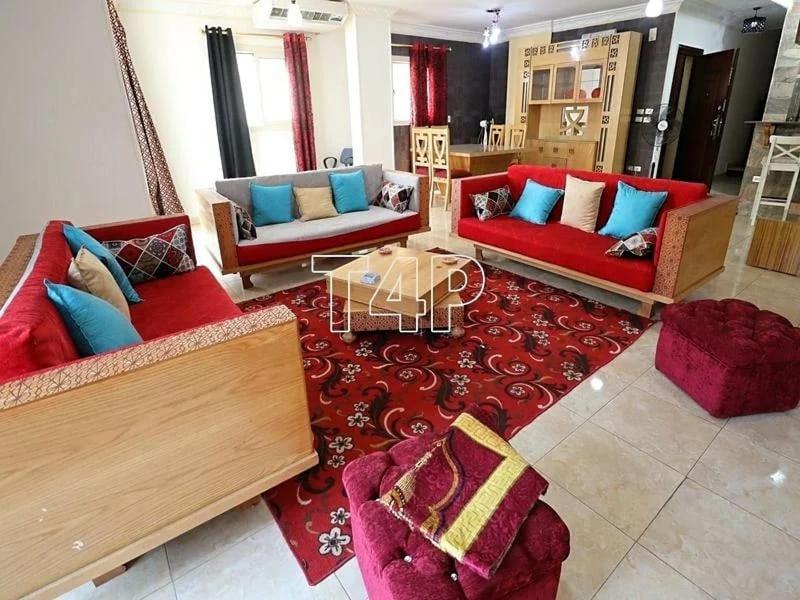 مفروش للإيجار اليومى للعائلات والشباب وخدمة حجز سيارات واستقبال و توديع المطار Apartment